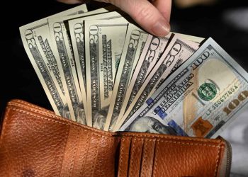 أسعار الدولار في مصر اليوم الأربعاء