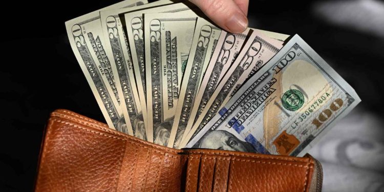 أسعار الدولار في مصر اليوم الأربعاء