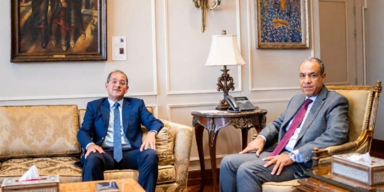 وزير المالية أحمد كوجك وزير المالية أحمد كوجك