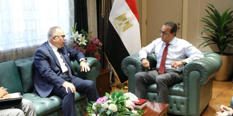وزير الصحة يبحث مع الدكتور أسامة حمدي الأستاذ بجامعة هارفارد توسيع برامج التوعية بمرض السكري