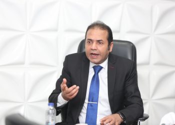 رئيس شعبة الاتصالات: فصل بيع الخط عن تفعيله وربطه بالهوية الرقمية يحسم أزمة الشرائح الوهمية