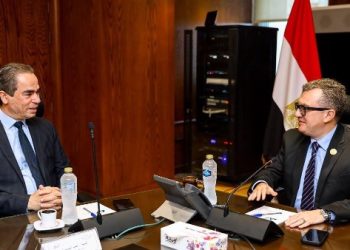 وزير التخطيط ورئيس “الوطنية للإعلام” يبحثان آليات تسوية المديونيات التاريخية وفض التشابكات المالية