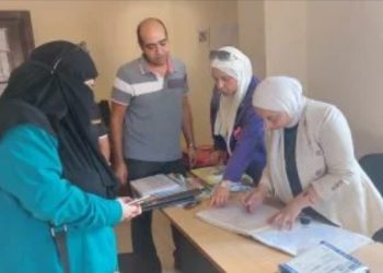 جولة مفاجئة بالقنطرة شرق.. وكيل صحة الإسماعيلية تحيل المقصرين للتحقيق