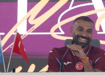 محمد صلاح يزين التشكيلة المثالية لنجوم الدوري التركي في الموسم الجديد
