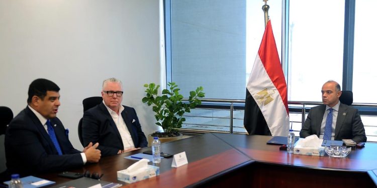 وزير الاستثمار يبحث مع قيادات شركتي «فوربس» و«ماجنوم» تطورات مشروع «برج فوربس الدولي»