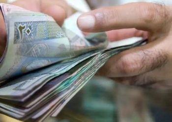 سعر الدينار الكويتي اليوم الإثنين في مصر