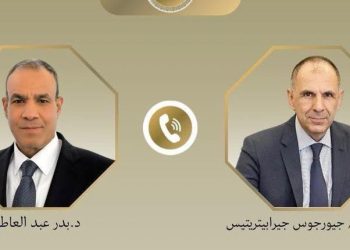 وزيرا الخارجية المصري واليوناني يبحثان تعزيز العلاقات الثنائية ومستجدات الأوضاع الإقليمية