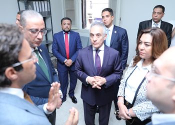 وزيرا العدل والتنمية المحلية يشهدان بدء تشغيل فرع توثيق «الودي» بالصف ضمن «حياة كريمة»