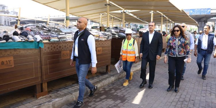 وزيرة التنمية المحلية تتفقد معدلات تنفيذ المرحلة الثانية من تطوير سوق العتبة بالقاهرة