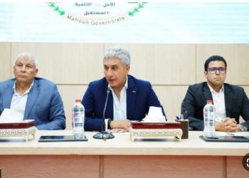 وزير السياحة والآثار ومحافظ مطروح يبحثان مع المستثمرين فرص الاستثمار وتعظيم الاستفادة من المقومات السياحية بالمحافظة