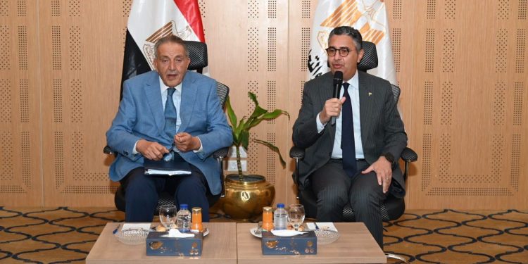 وزير التموين: القطاع التجاري شريك رئيسي في تطوير التجارة الداخلية واستقرار الأسواق
