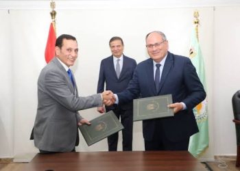 وزير الزراعة يشهد توقيع اتفاق بين “الريف المصري الجديد” و”مركز البحوث الزراعية”
