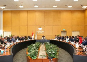 وزيرة الإسكان تتابع موقف منظومة الصرف الصحي بمحافظة القاهرة ومياه الشرب بمدينتي الشروق وبدر