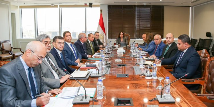 وزيرة الإسكان تعقد اجتماعًا لمتابعة الموقف التنفيذي لوحدات المبادرة الرئاسية «سكن لكل المصريين».. ومعدلات تنفيذ الوحدات