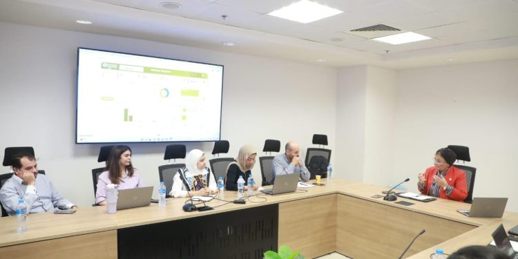 نائب وزير الصحة يتابع تطوير خدمات الرعاية الصحية ودعم صحة الام والطفل مع ممثلي منظمة الصحة العالمية
