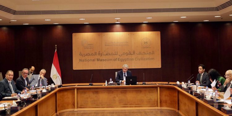  وزير السياحة والآثار يترأس اجتماع مجلس إدارة هيئة المتحف القومي للحضارة المصرية