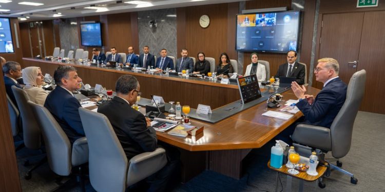 وزير البترول يعتمد نتائج أعمال الهيئة العامة للبترول عن العام المالي 2025/2026 بحضور 4 وزراء