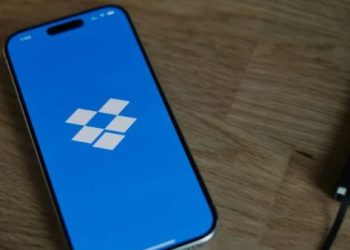 اختراق ضخم يضرب «Dropbox».. قراصنة يصلون إلى ملفات 5 آلاف حساب