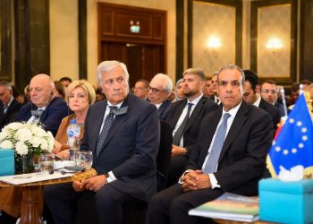 وزيرا خارجية مصر وإيطاليا يشاركان في أعمال منتدى الأعمال المصري – الإيطالي
