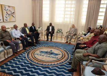 أسامة ربيع يبحث سبل التعاون المشترك مع وفد سفراء الجماعة الإنمائية للجنوب الإفريقي