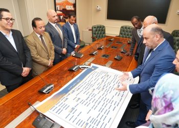 وزير العمل يشهد توقيع بروتوكول تعاون مع “صندوق الخدمات الاجتماعية والصحية والثقافية”