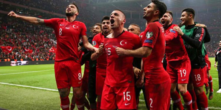 تركيا تستضيف إيطاليا في لقاء خارج التوقعات بدوري الأمم الأوروبية
