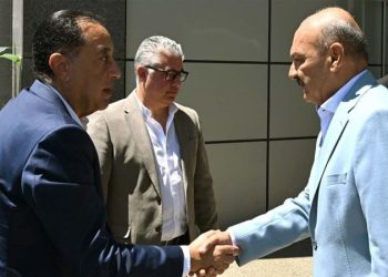 رئيس الوزراء يبدأ جولة موسعة لافتتاح 9 مشروعات صناعية جديدة بالمنطقة الاقتصادية لقناة السويس