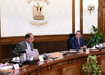 رئيس الوزراء يتابع جهود تحفيز الإنتاج المحلي وتعميق التصنيع الوطني وزيادة الصادرات