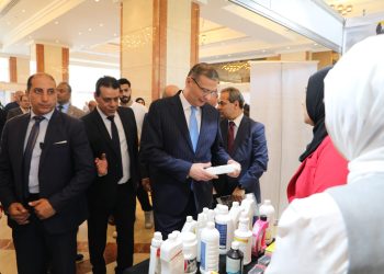 وزير الزراعة يفتتح مؤتمر مصر الدولي للدواجن والصناعات الغذائية وإضافات الأعلاف في نسخته السابعة