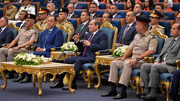 الرئيس السيسي: الهدف من الأكاديمية العسكرية إيجاد كيان جديد يطبق معايير صادقة لا تجامل ولا تحابي أحدا