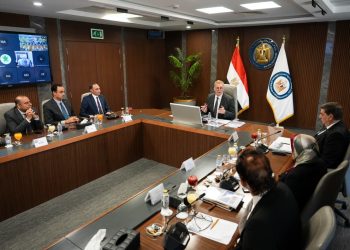 وزير البترول: رفع كفاءة معامل التكرير إلى 80% يعزز الإنتاج المحلي ويخفض فاتورة الاستيراد