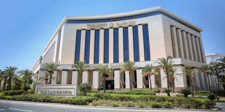 تخصيص محال تجارية وصيدلية بالمزاد العلني بمدينة بدر