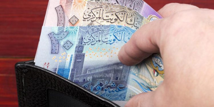 سعر الدينار الكويتي اليوم  الإثنين 21 سبتمبر  في مصر