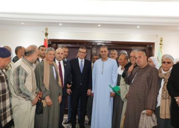 وزير الزراعة يهنئ فلاحي مصر بعيدهم الـ74: المزارع المصري خط الدفاع الأول عن الأمن الغذائي