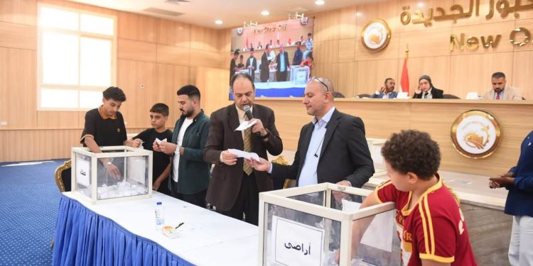 وزيرة الإسكان: تخصيص 1168 قطعة أرض للمواطنين الذين تم توفيق أوضاعهم بمدينة العبور الجديدة