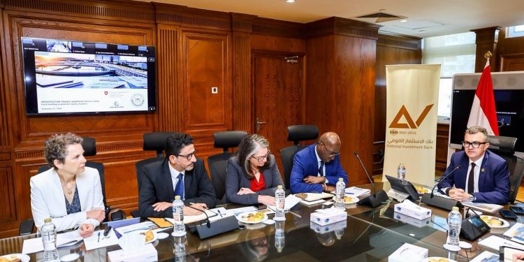 وزير التخطيط يبحث مع البنك الدولي ومؤسسات دولية إطلاق آلية لضمان تمويل مشروعات البنية التحتية