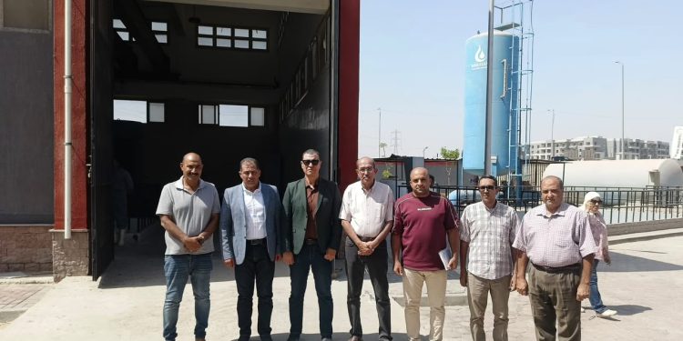 وزيرة الإسكان تتابع الموقف التنفيذي لعدد من مشروعات الصرف الصحي بمحافظة القاهرة