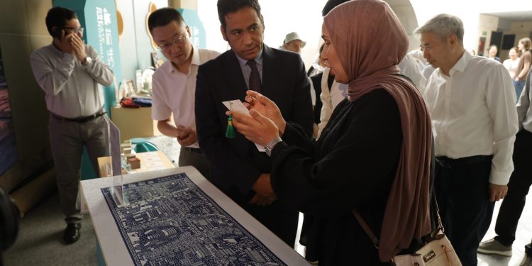احتفالًا بمرور 70 عامًا على العلاقات المصرية الصينية.. «متحف الحضارة» يفتتح معرضًا للصناعات التقليدية والإبداعية