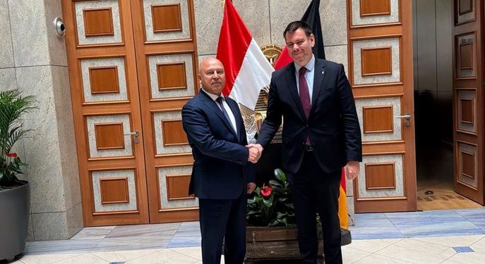 خلال «إينوترانس» ببرلين.. وزير النقل يبحث تعزيز التعاون مع المجر ويتابع مشروعات المترو وتوطين صناعات النقل