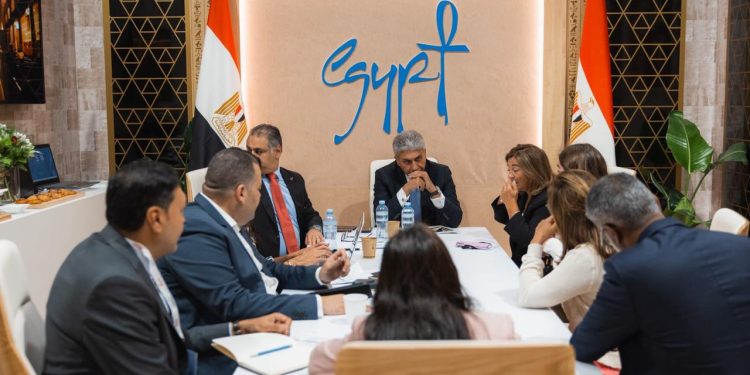 – وزير السياحة والآثار يبحث مع رئيسة اتحاد شركات السفر والسياحة الفرنسية تعزيز التعاون ودفع الحركة السياحية إلى المقصد المصري