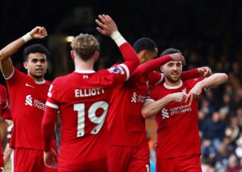 ليفربول يطمح لتعميق جراح فولهام في الدوري الإنجليزي