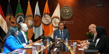 رئيس الرقابة المالية يبحث توسيع أنشطة بناء القدرات مع اتحاد هيئات الأوراق المالية العربية