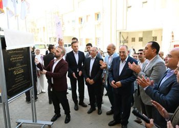 “مدبولي”: توطين الصناعات الهندسية المتقدمة يدعم تنفيذ المشروعات القومية ويواكب التوسع العمراني