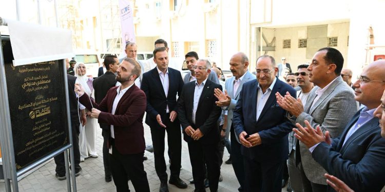 “مدبولي”: توطين الصناعات الهندسية المتقدمة يدعم تنفيذ المشروعات القومية ويواكب التوسع العمراني