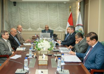 وزير الدولة للإنتاج الحربي يتابع خطة تطوير «حلوان للأجهزة المعدنية» ومؤشرات الأداء المالي والإنتاجي