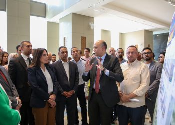 وزيرة الإسكان تقوم بجولة موسعة بمنطقة الأعمال المركزية بالعاصمة الجديدة