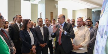 وزيرة الإسكان تقوم بجولة موسعة بمنطقة الأعمال المركزية بالعاصمة الجديدة