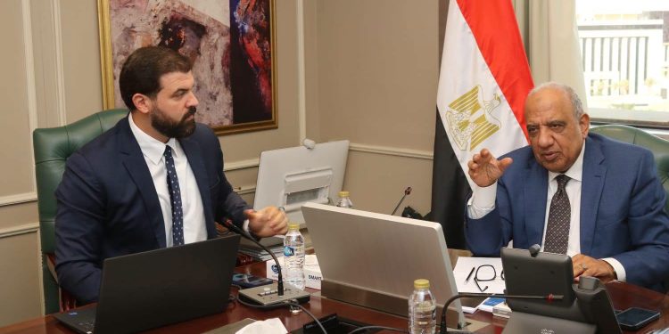 وزير الكهرباء يبحث مع «هيكا داتا» وتحالف أمريكي متطلبات الطاقة لمشروع مراكز البيانات في مصر