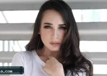 ساندى تطرح أحدث أغنياتها “عيانى” من كلماتها الاثنين المقبل
