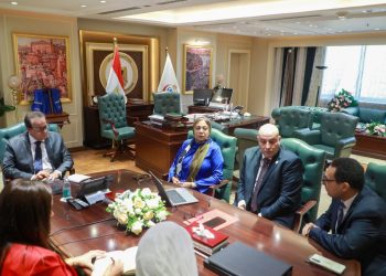 وزير الصحة يبحث ملفات التعاون مع رئيس الأمانة الفنية للمجلس الوطني للتعليم والبحث والابتكار